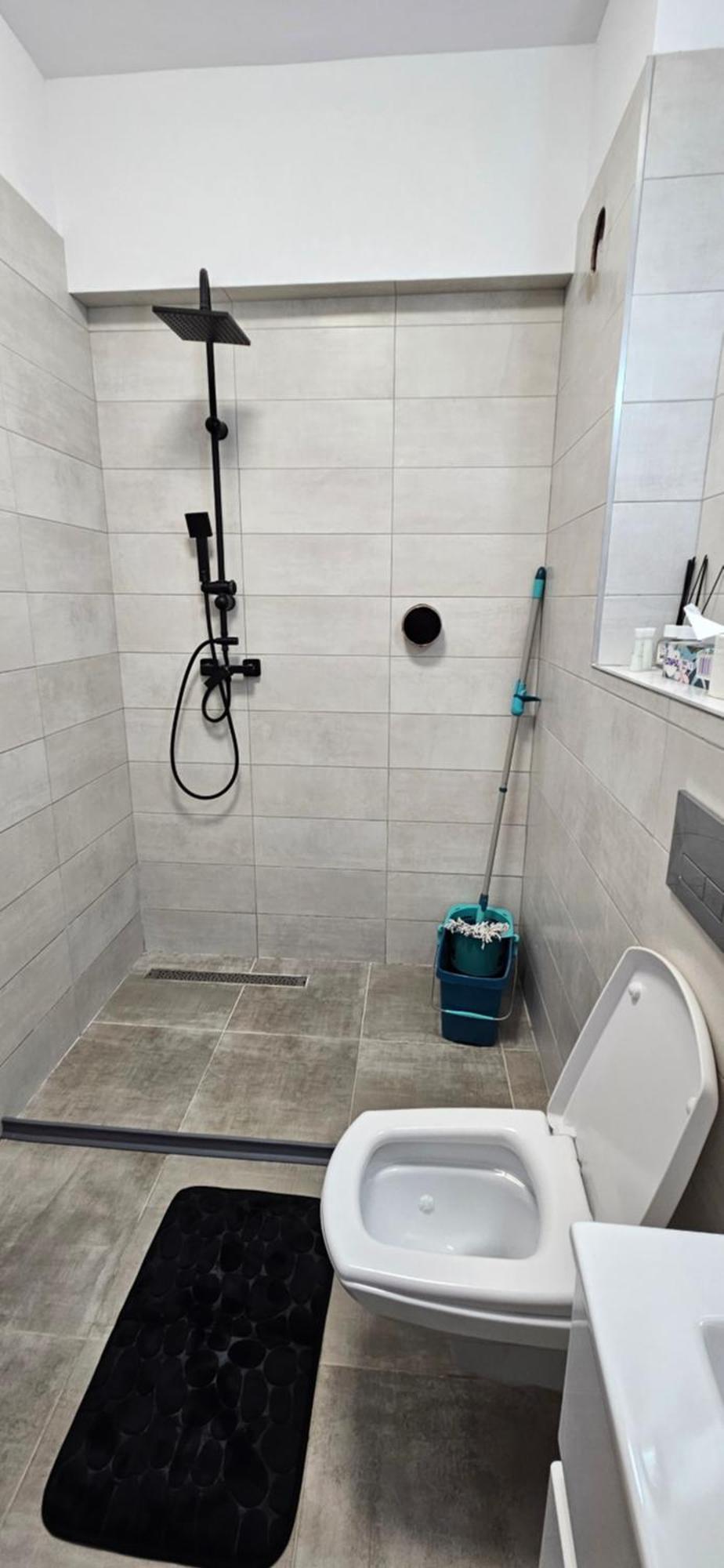 Apartament Dem Radulescu Langa Strand Râmnicu Vâlcea 外观 照片